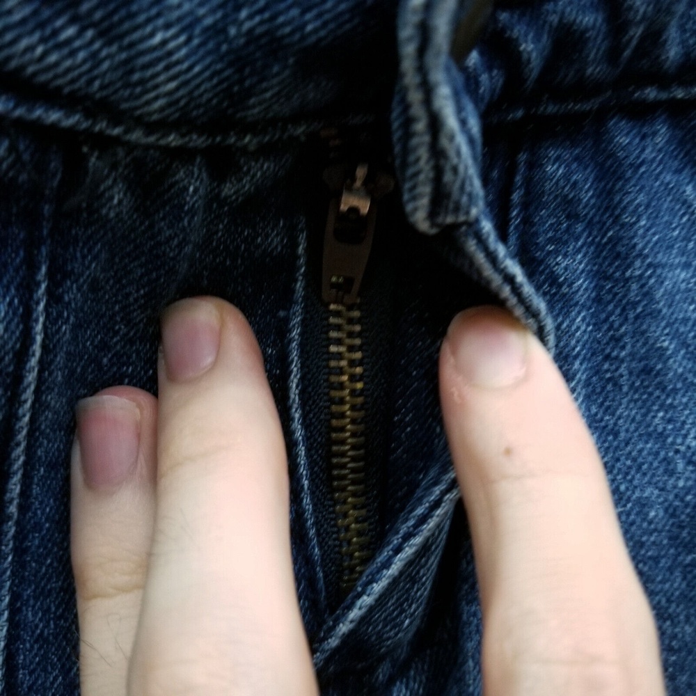 Venus Women's 2 Floral Blue Cropped Jeans Pockets 100% Cotton 30" 23" 8.5" - Picture 8 of 12